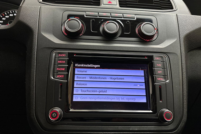 Vehicle Image 26