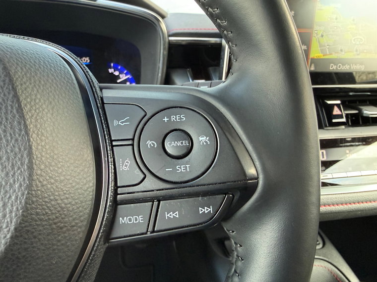 Vehicle Image 14