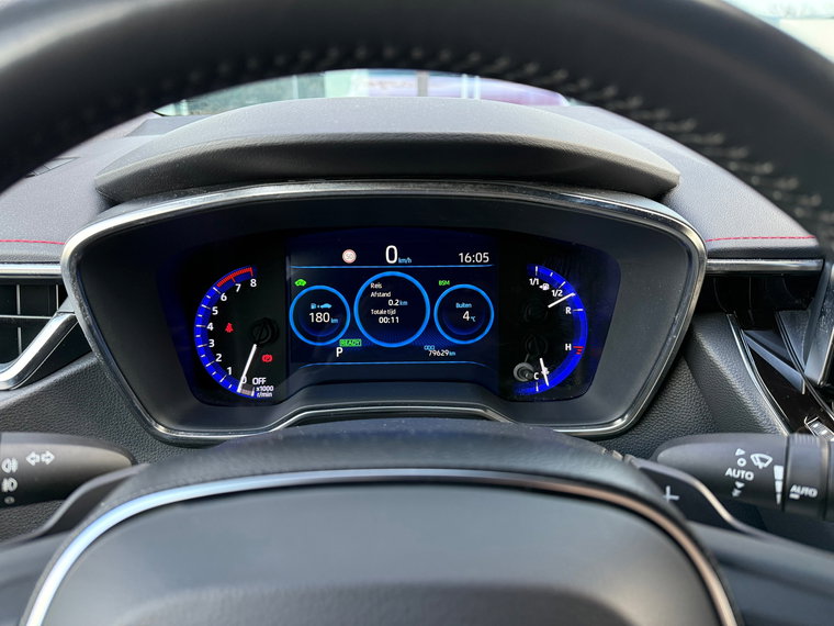 Vehicle Image 30