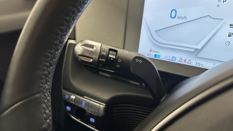Vehicle Image 37