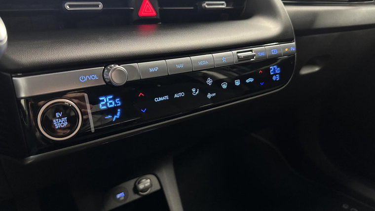 Vehicle Image 52