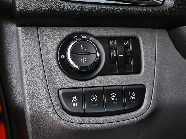 Vehicle Image 26