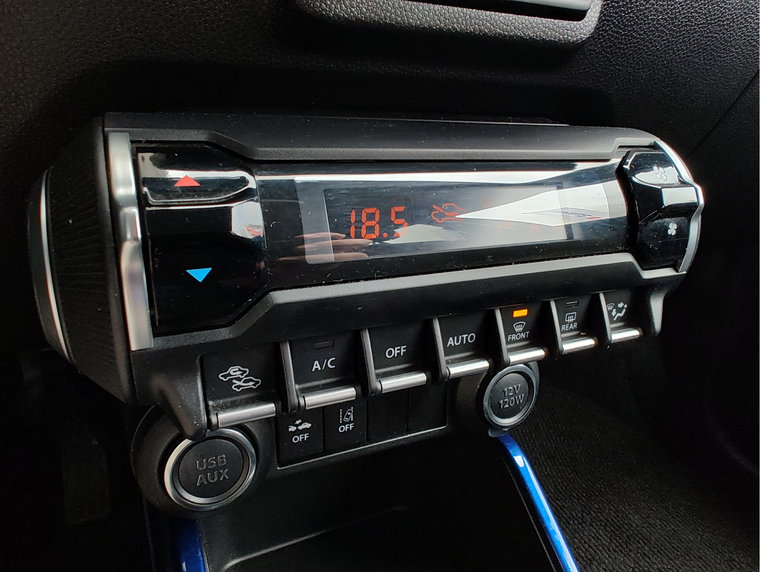 Vehicle Image 16