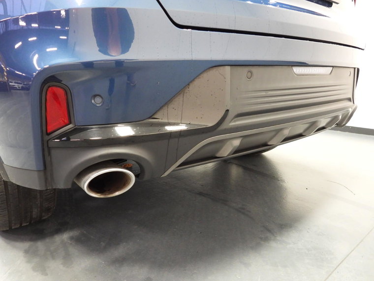 Vehicle Image 37