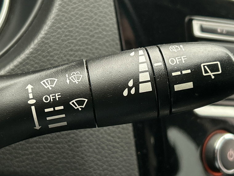 Vehicle Image 27