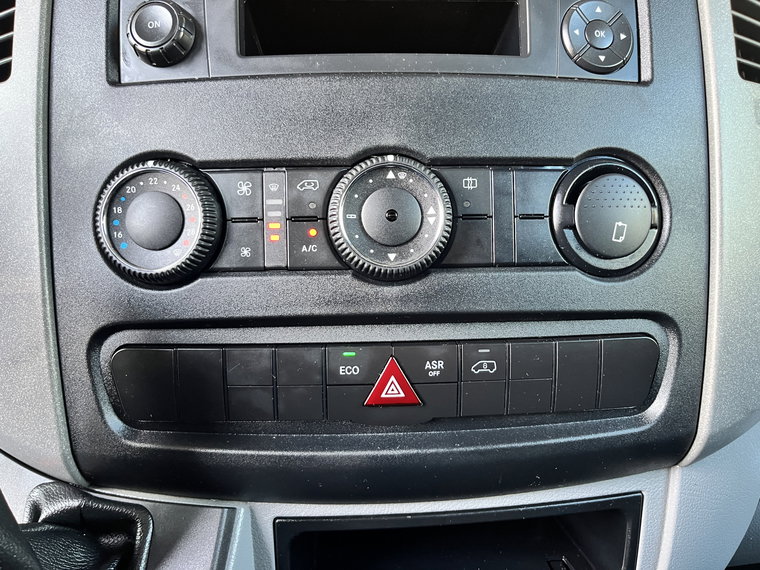 Vehicle Image 41