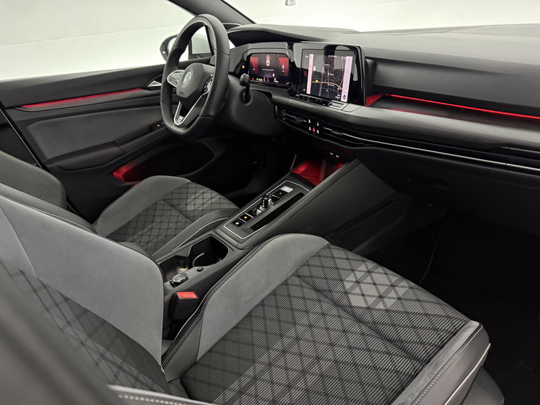 Vehicle Image 37