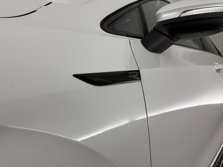Vehicle Image 39