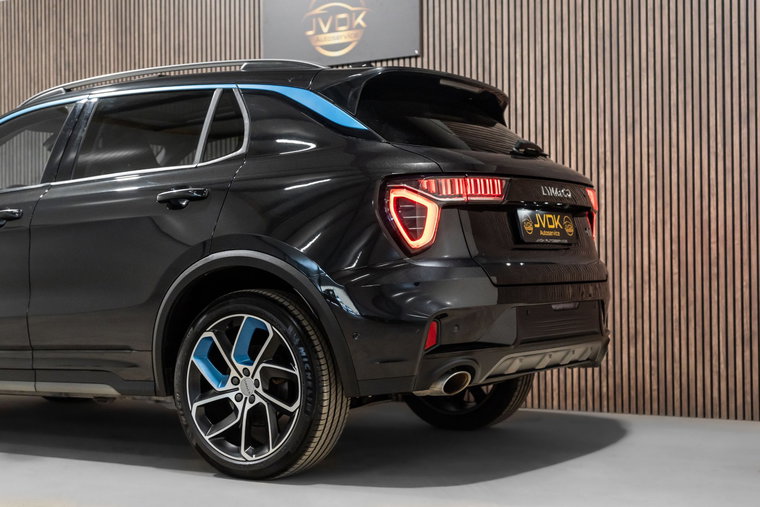 Vehicle Image 7