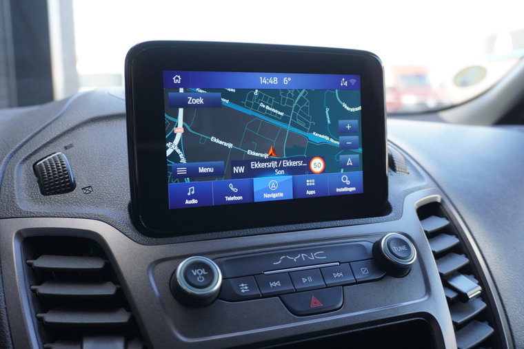 Vehicle Image 13