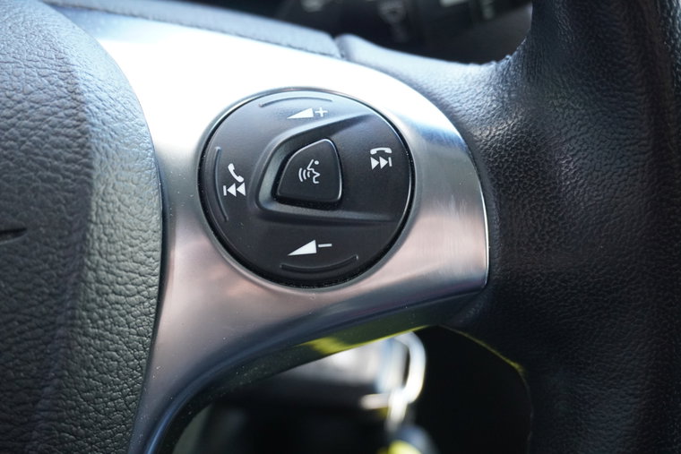 Vehicle Image 17