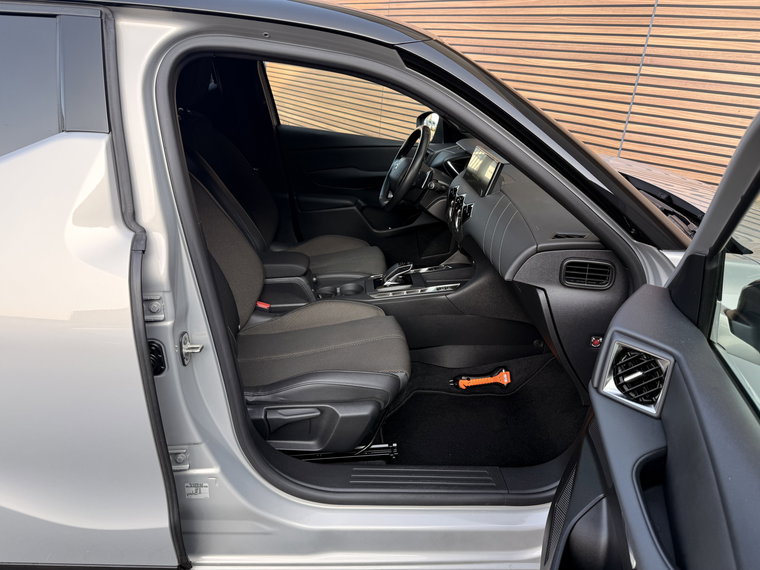 Vehicle Image 40