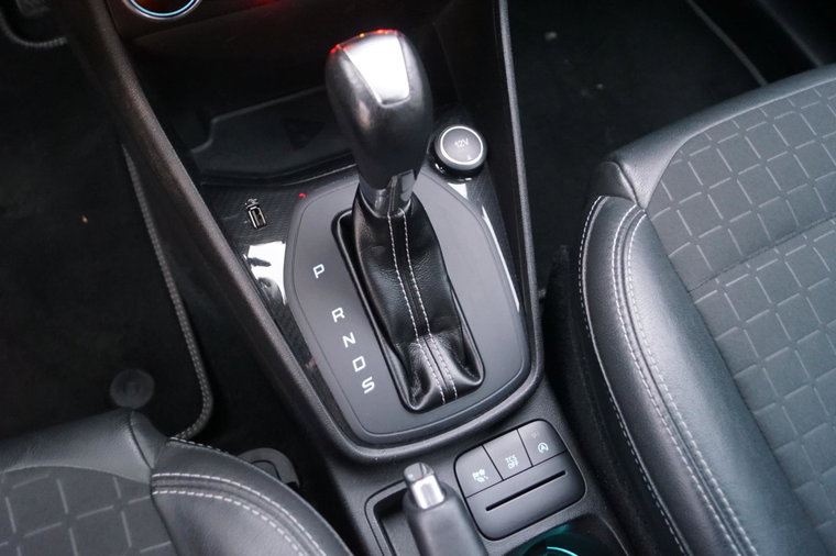 Vehicle Image 18