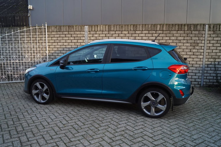 Vehicle Image 22