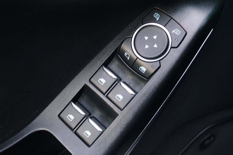 Vehicle Image 36