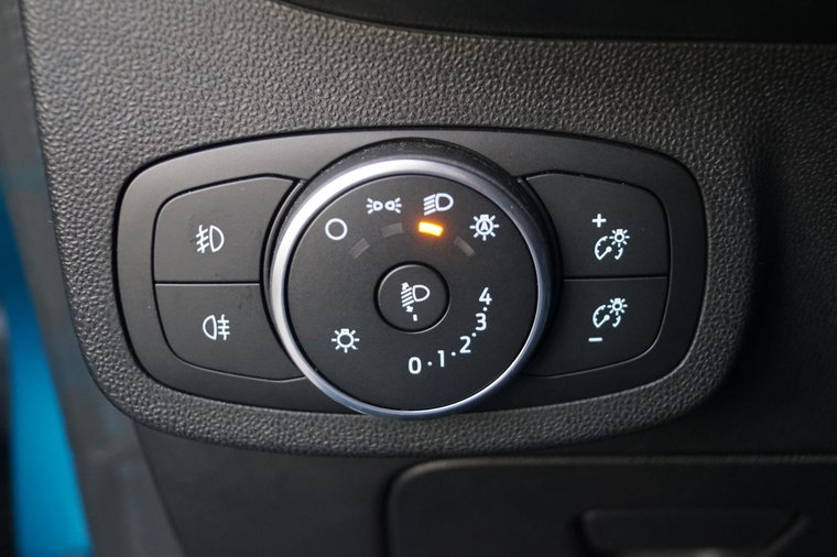 Vehicle Image 37