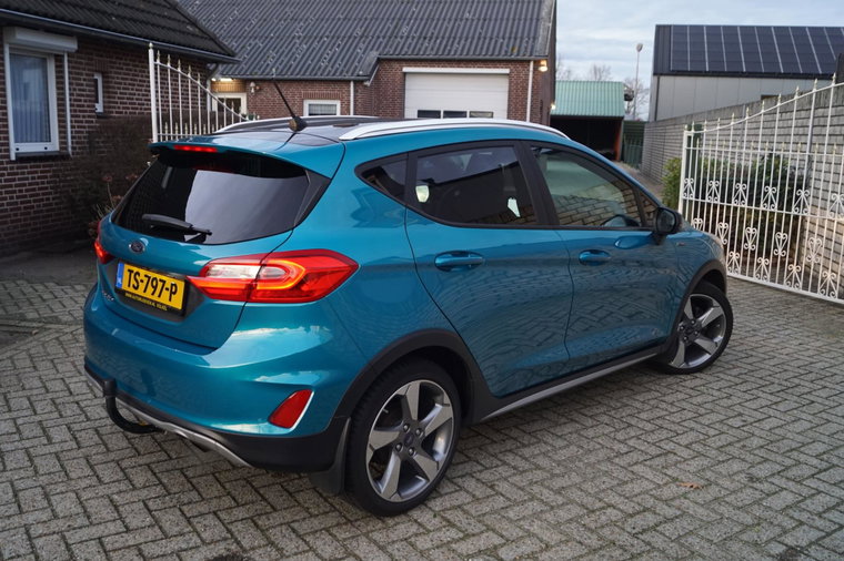 Vehicle Image 42