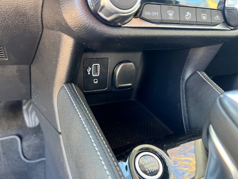 Vehicle Image 26