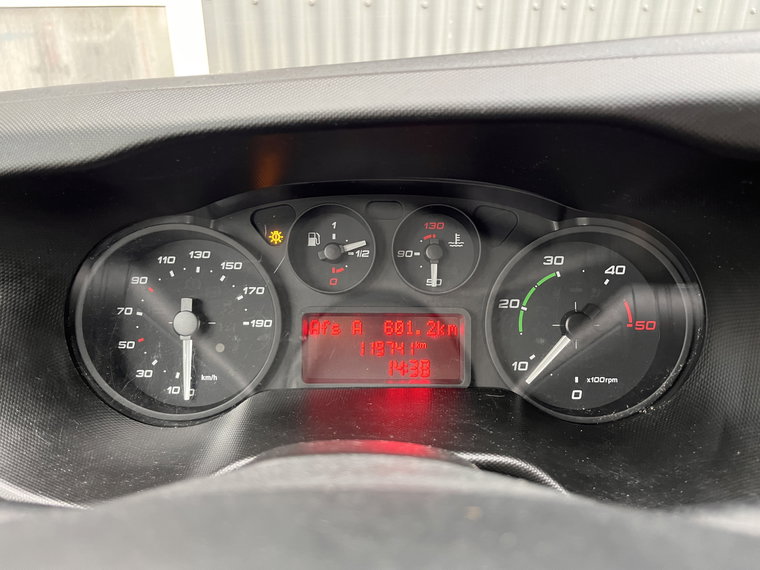 Vehicle Image 36