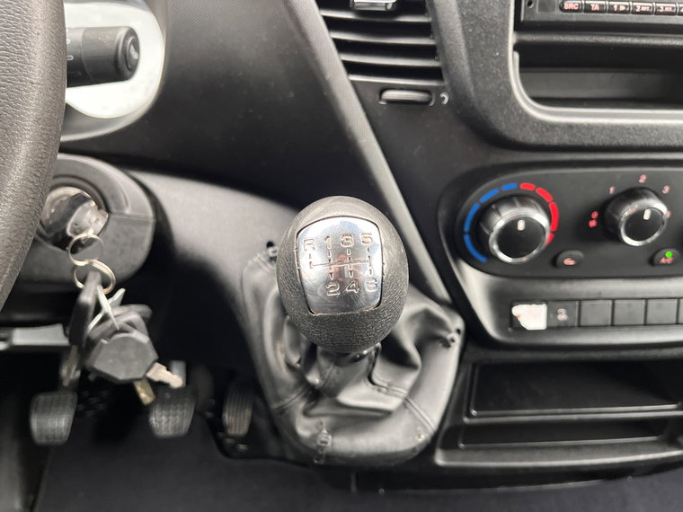 Vehicle Image 37