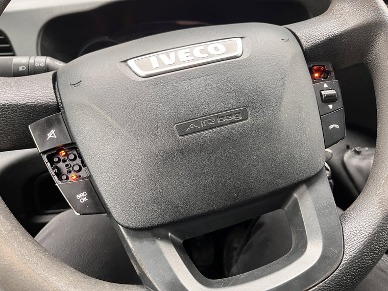 Vehicle Image 45