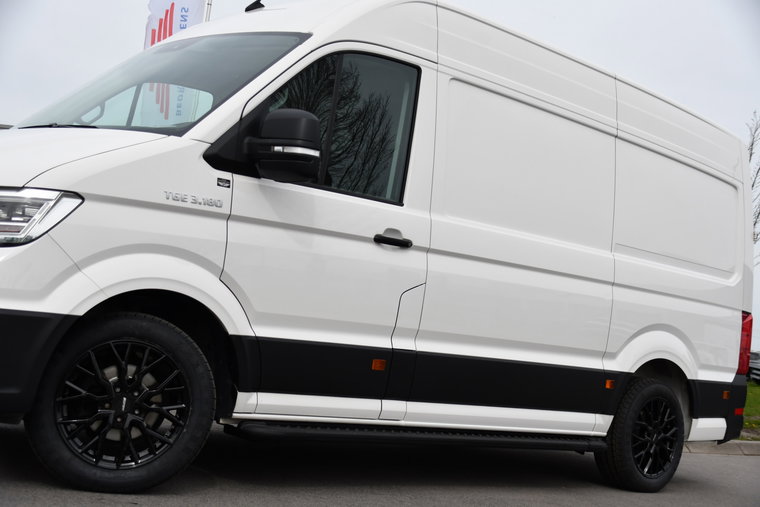 Vehicle Image 35
