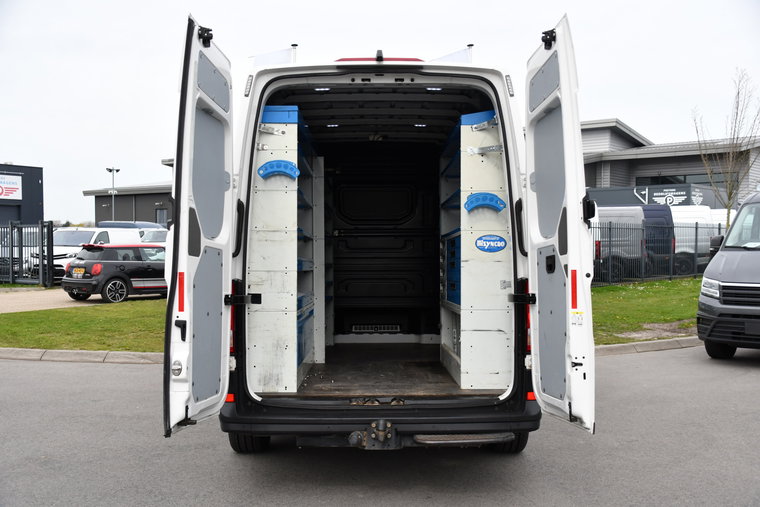 Vehicle Image 37