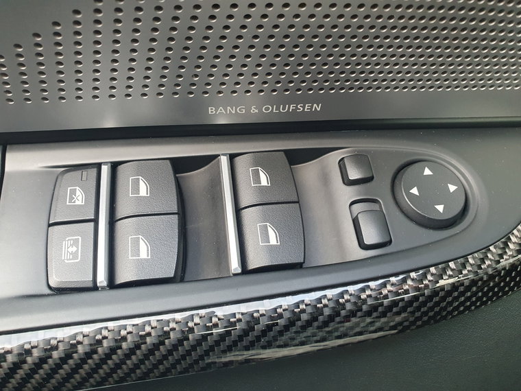 Vehicle Image 52
