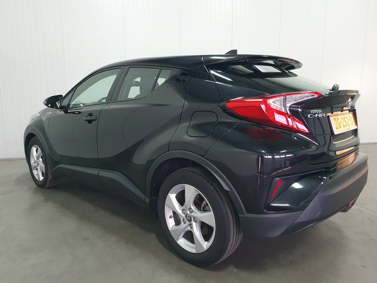 Vehicle Image 16