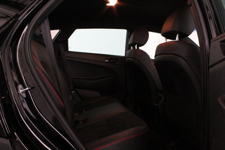 Vehicle Image 12