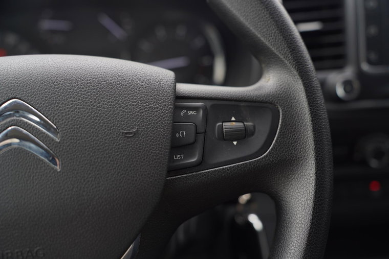 Vehicle Image 39