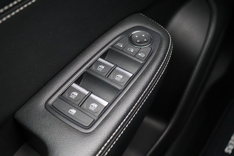 Vehicle Image 24