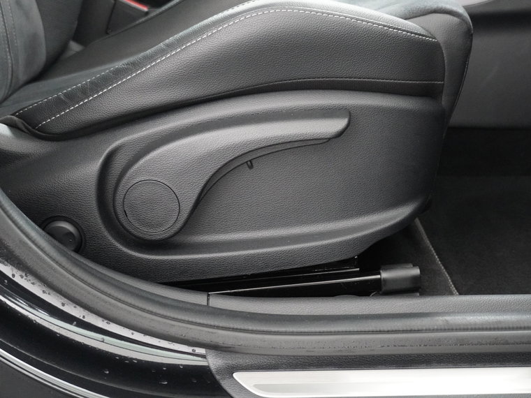 Vehicle Image 41