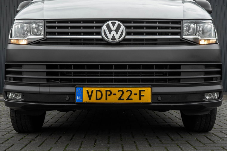 Vehicle Image 28