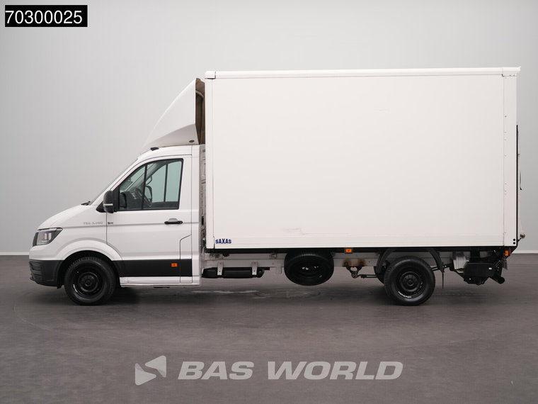 Vehicle Image 32