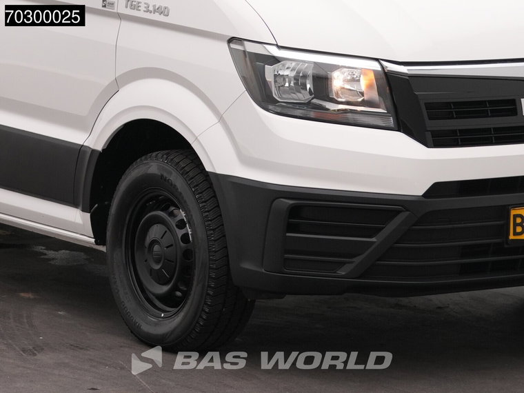 Vehicle Image 37