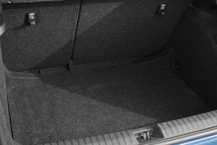 Vehicle Image 26