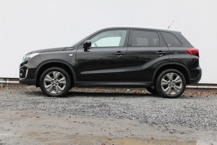 Vehicle Image 12