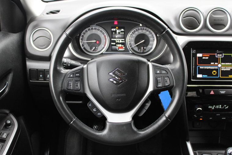 Vehicle Image 15