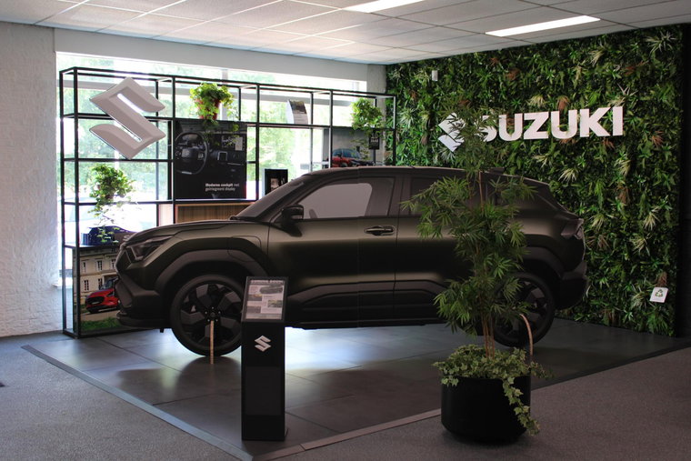 Vehicle Image 41