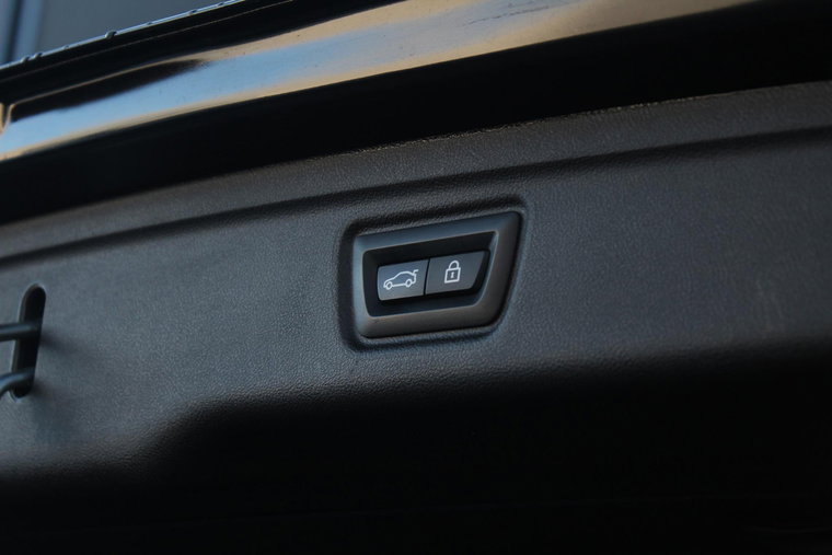 Vehicle Image 33