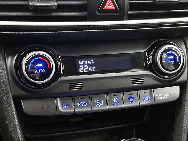 Vehicle Image 26