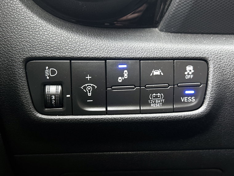 Vehicle Image 27