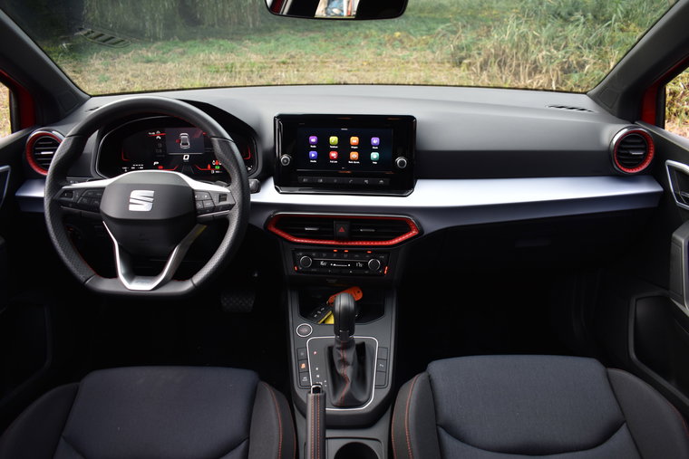 Vehicle Image 11