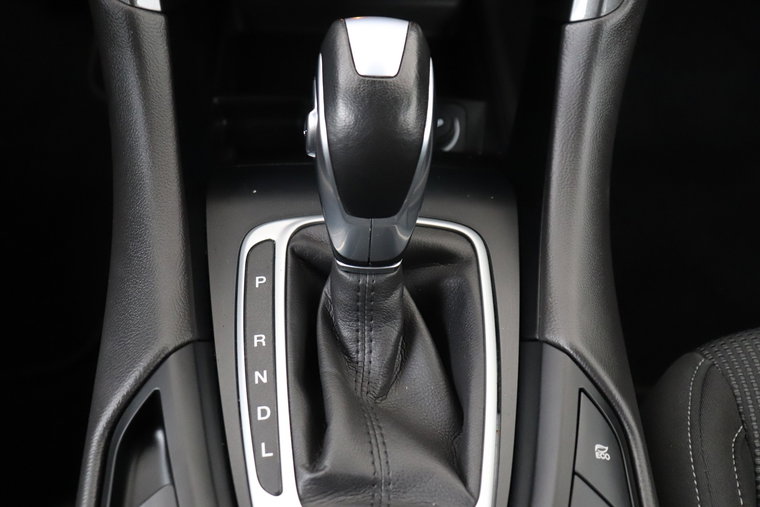 Vehicle Image 28