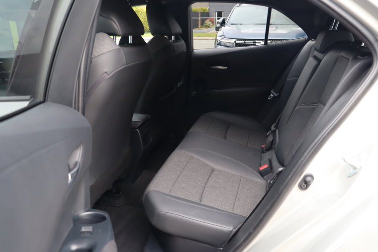 Vehicle Image 17