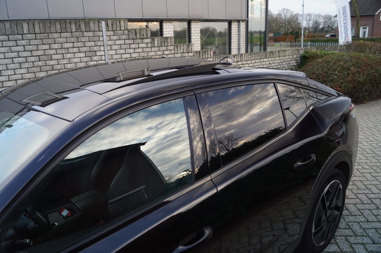 Vehicle Image 33