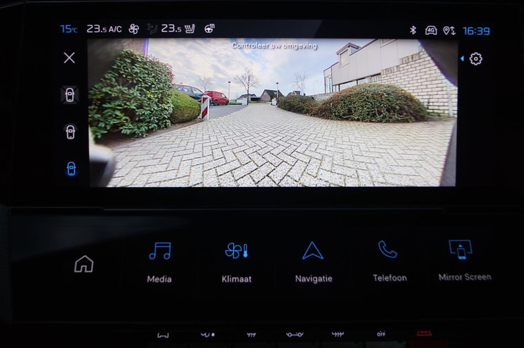 Vehicle Image 45