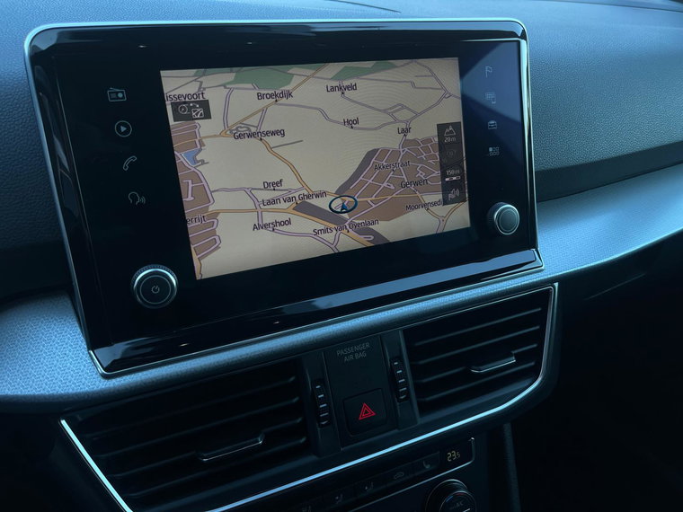 Vehicle Image 22