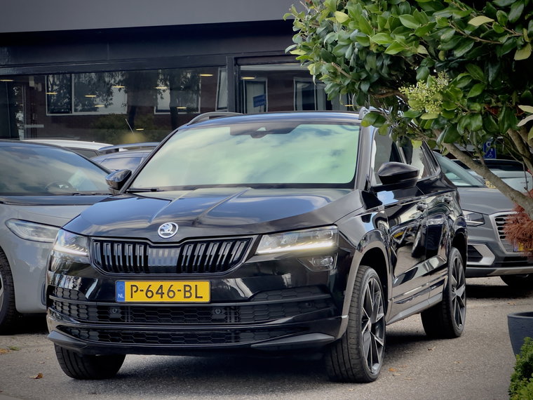 Vehicle Image 9